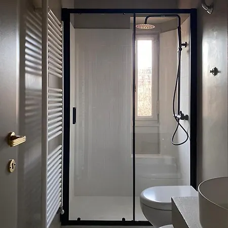 Bilocale Di Design Con Vista In Crocetta Quadronno Apartment Milan Exterior photo
